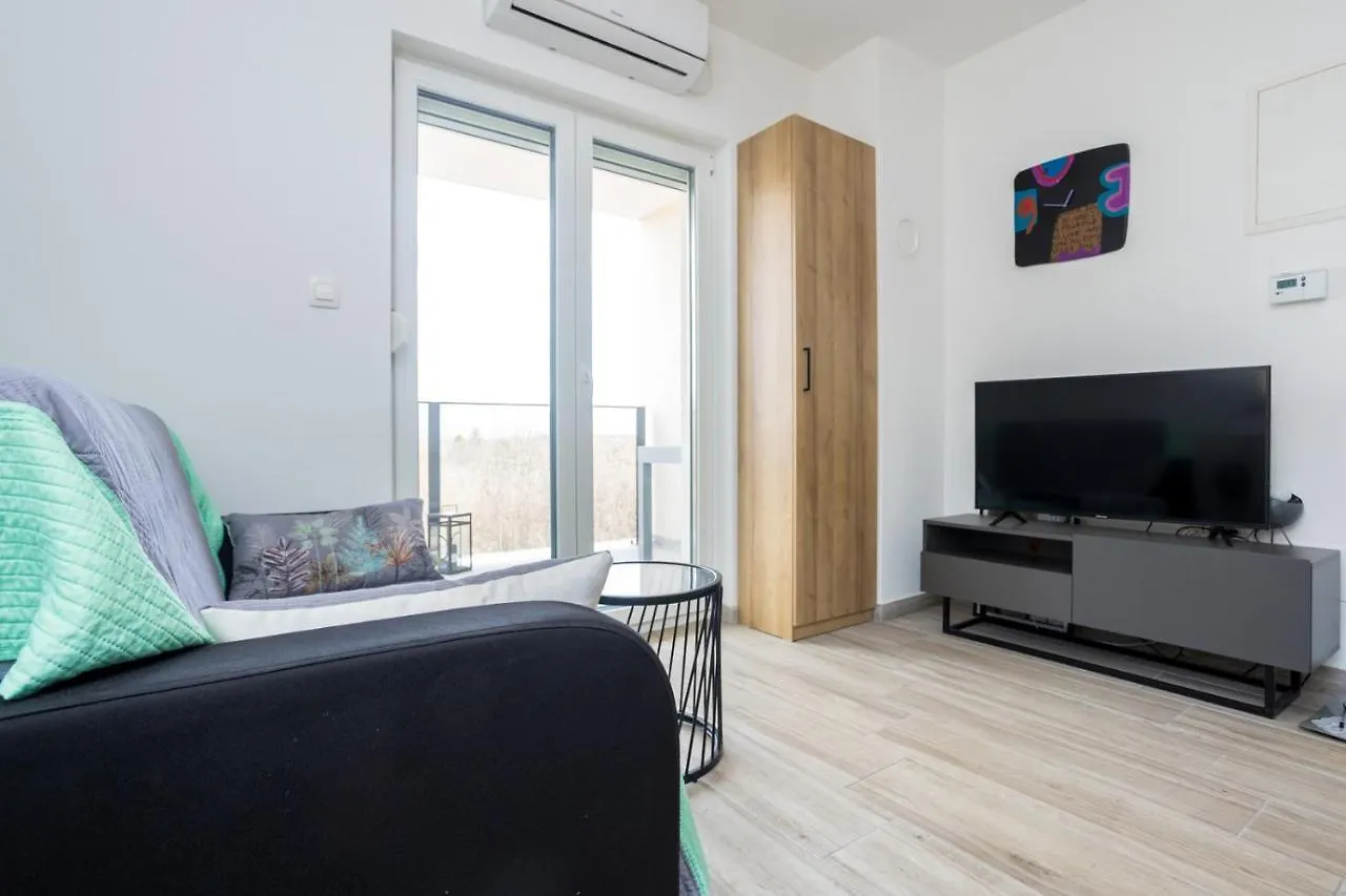 Apartment Kristina By El-Pi Tours Zupanje